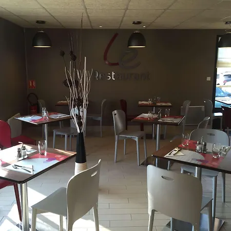 Campanile Brest - Aeroport Szálloda 3*